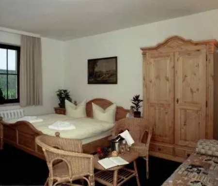 Berggasthof Neues Haus מלון
