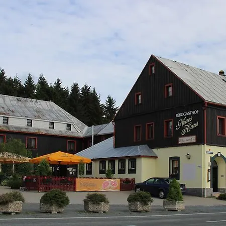 Berggasthof Neues Haus Hotel