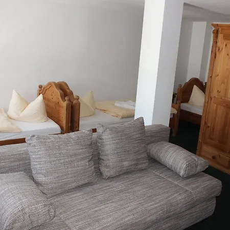 Berggasthof Neues Haus 3*
